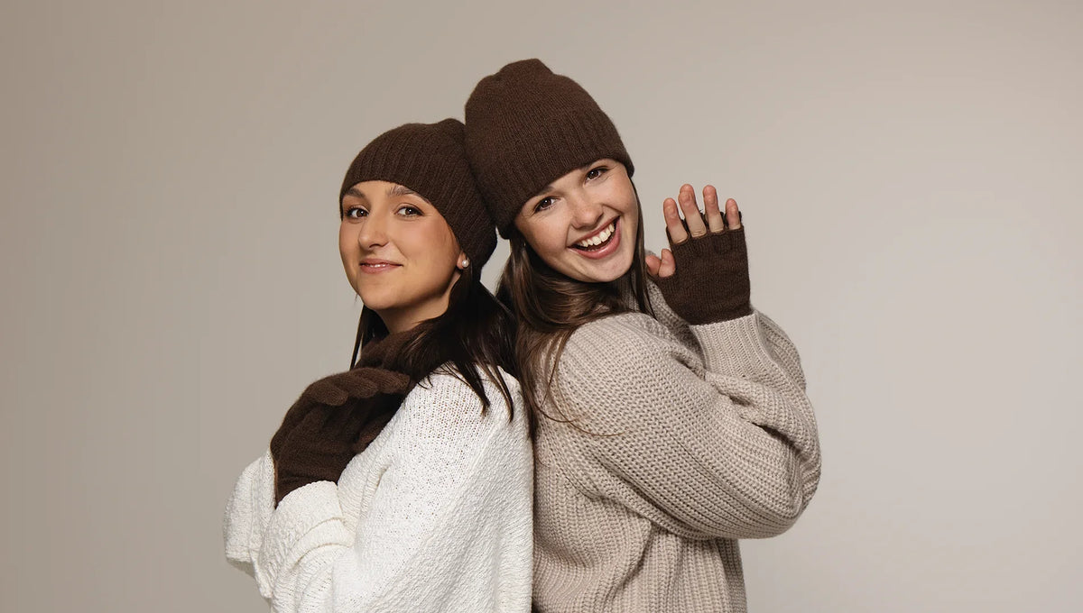 Mittens – Tasmanian Stitch